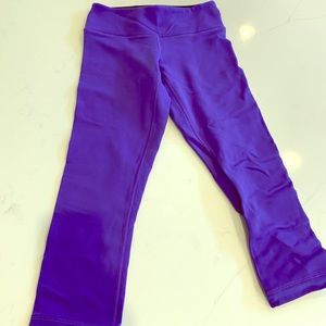 Lululemon high rise reversible purple leggings
